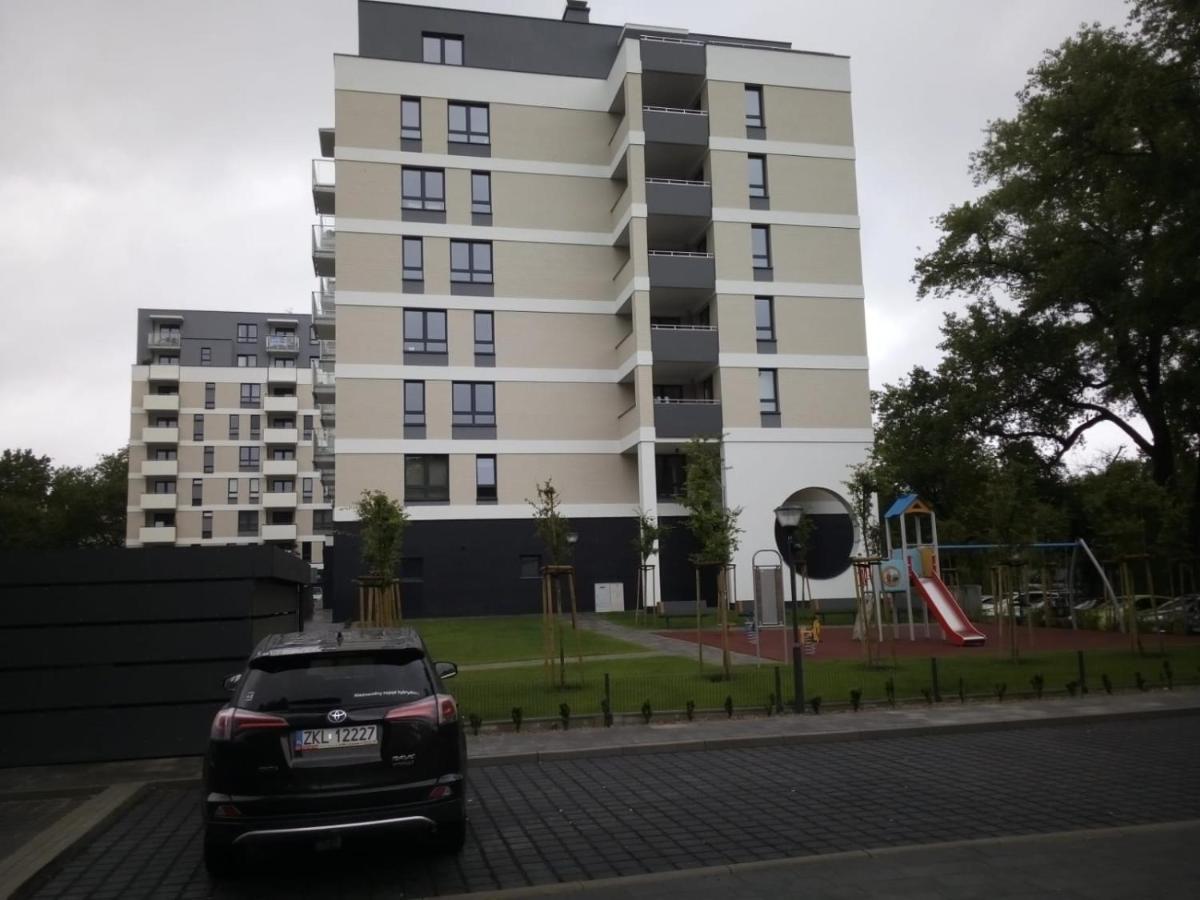 Apartament Szmaragdowy Platan Kołobrzeg Exteriör bild